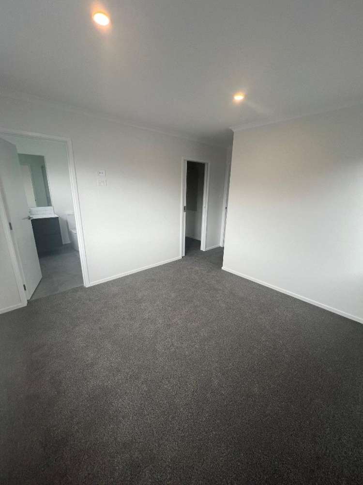 27A Henry Tayler Rise Milldale_10