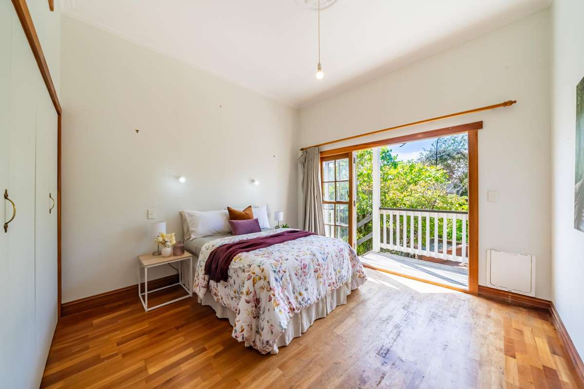 17 Paremata Crescent_5