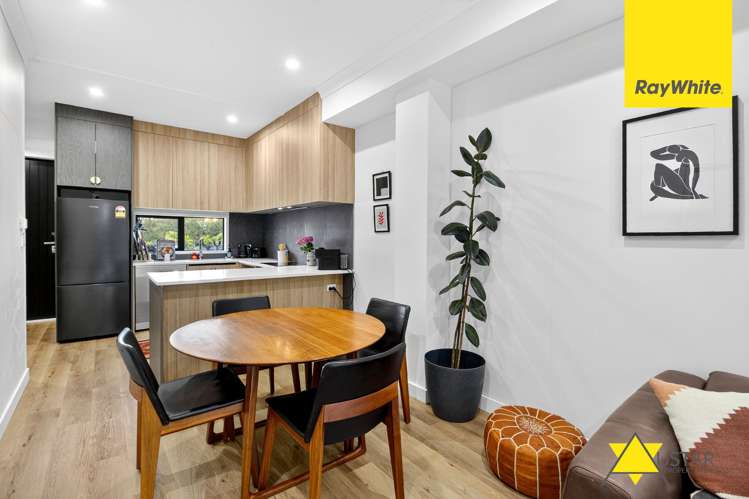 13 Parkwood Avenue Westgate_3