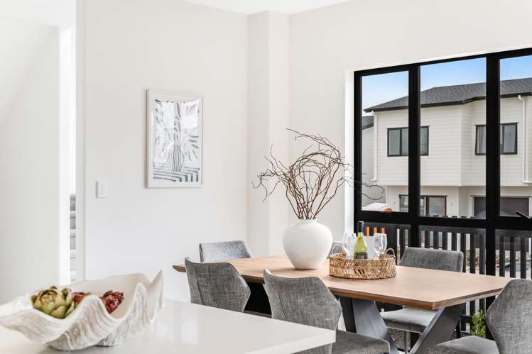 24 Toetoe Street Westgate_18