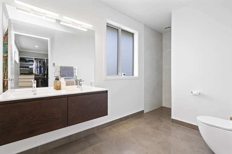 39 Mike Smith Drive Cambridge_14