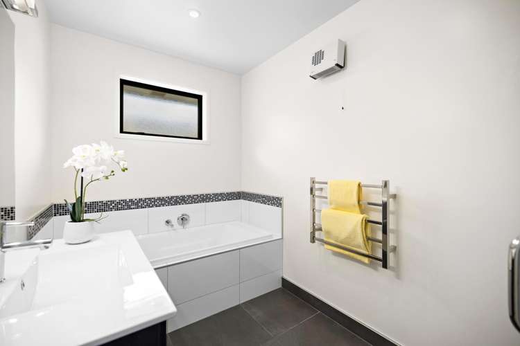 33 Woodstock Road Lower Shotover_12