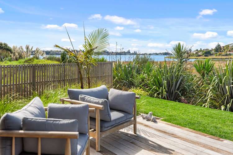 37 Tangaroa Place Poike_10