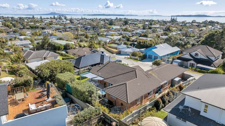 9 Gibbia Way Beachlands_34