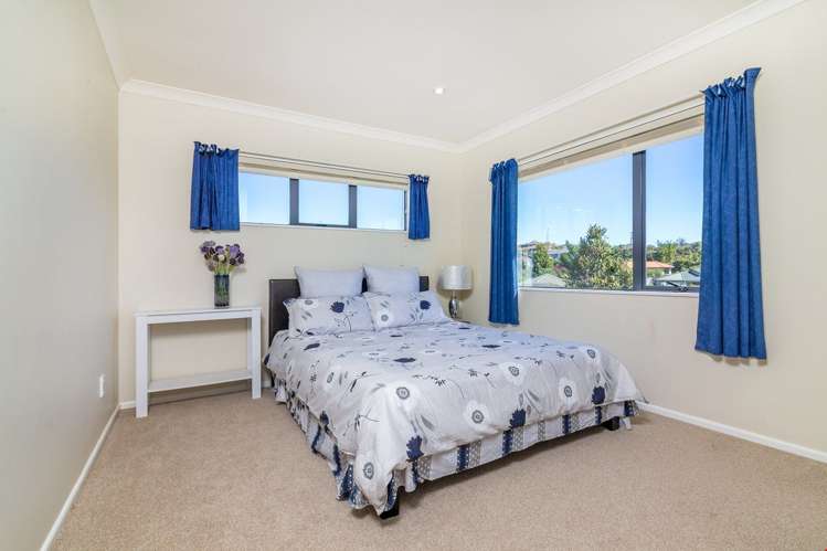 6 Roberta Crescent Orewa_12