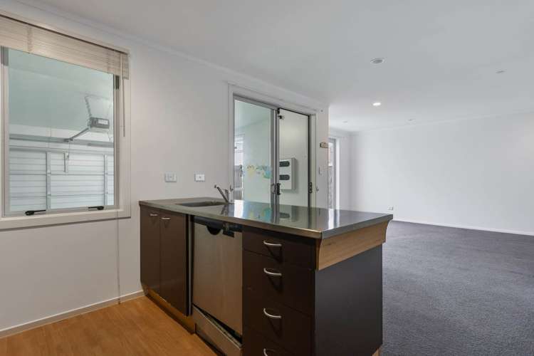 42/3 Wagener Place Mount Albert_17