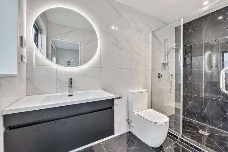 2 Laquinta Place Flat Bush_24