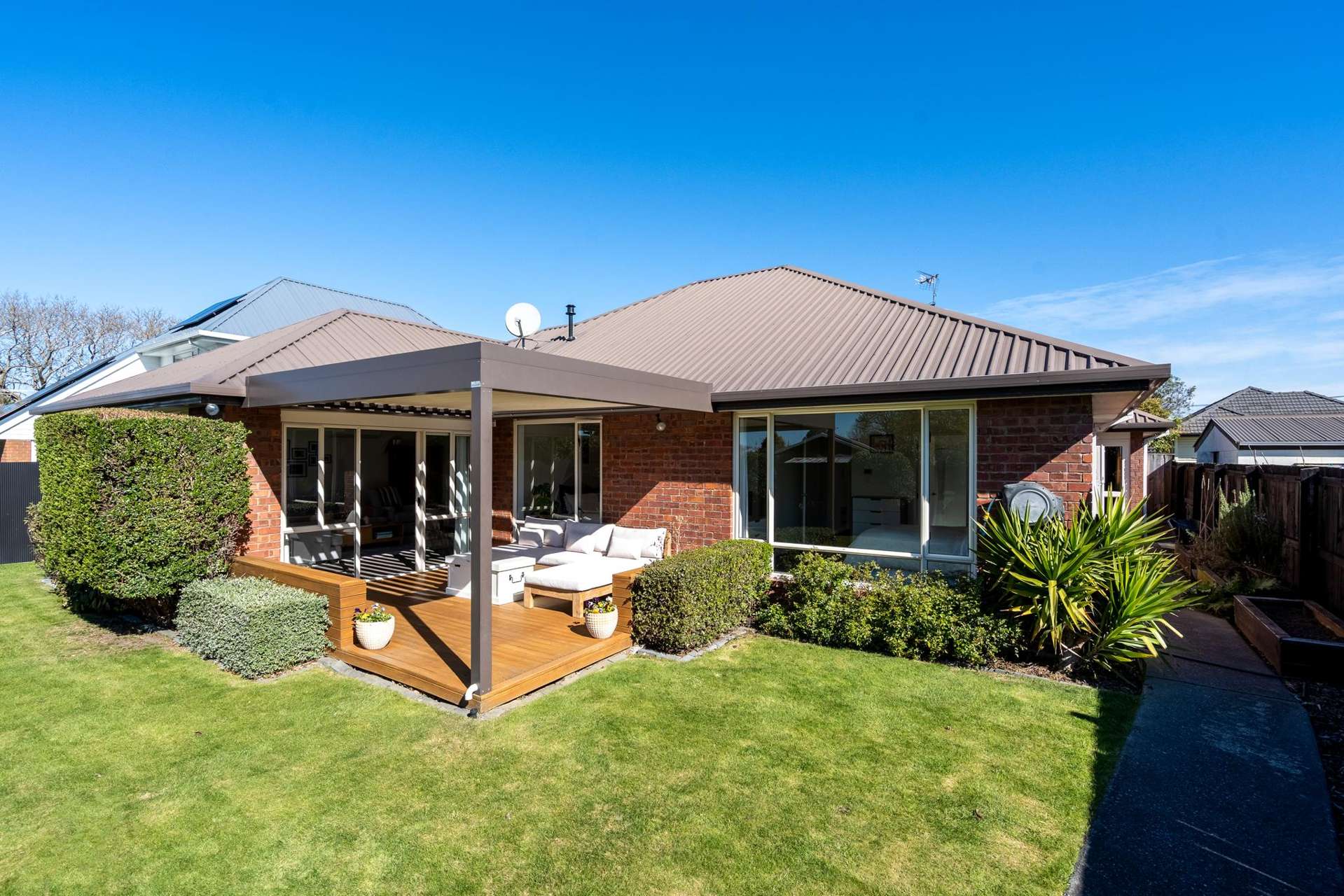 2/14 Bentley Street Russley_0