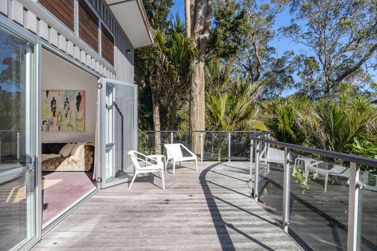 98 Motutara Road Muriwai_21