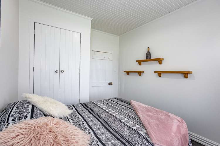 7 Tongariro Place National Park_14