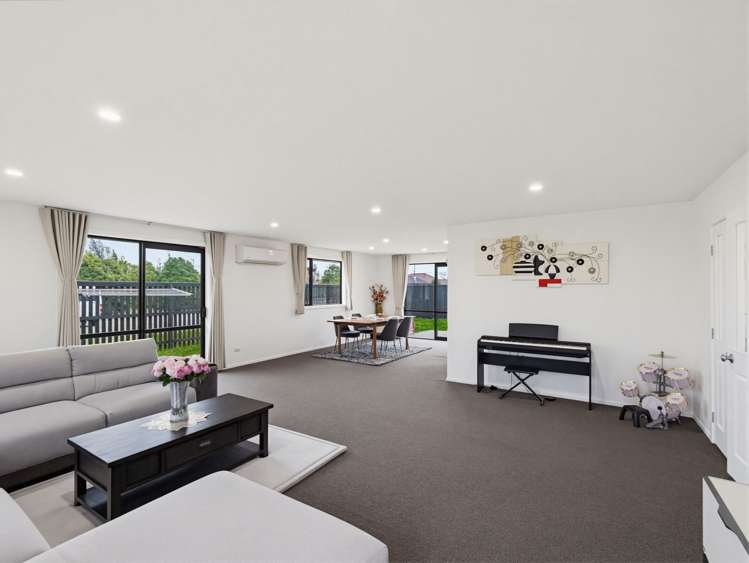 22 Sandstone Crescent Rolleston_6