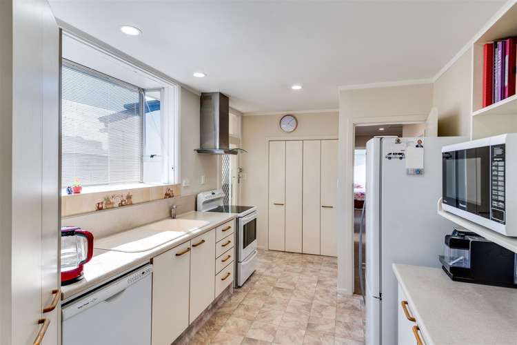 21 Coverdale Street Onekawa_5