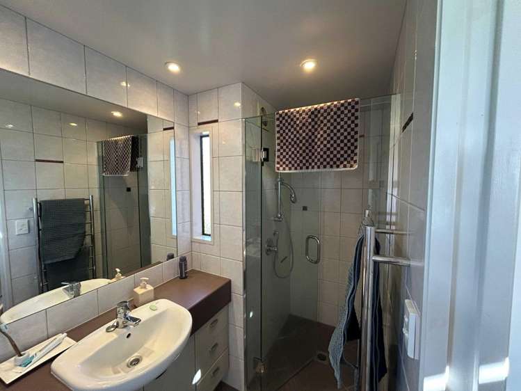 240 Devonport Road 11234_7