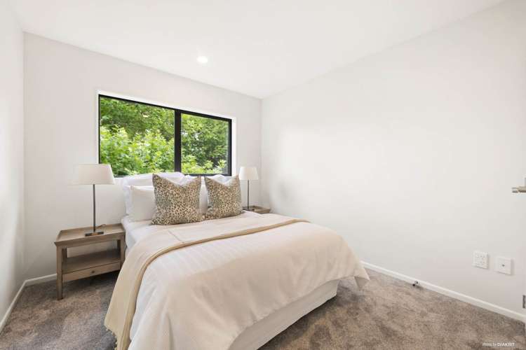 61 Seabrook Avenue New Lynn_14