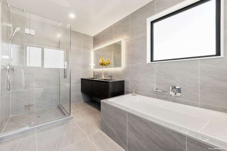 56a Riverpark Crescent Henderson_6