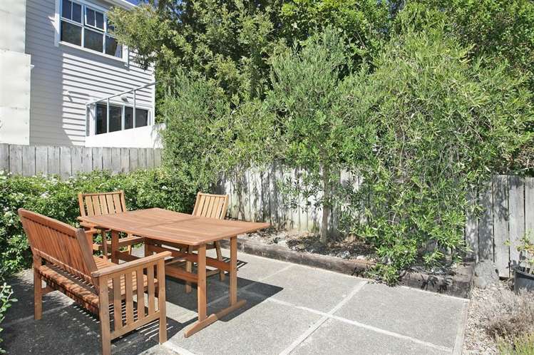 79 Wallace Street Mount Cook_16