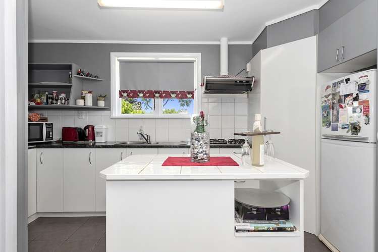 51 Kenney Crescent Fairfield_4