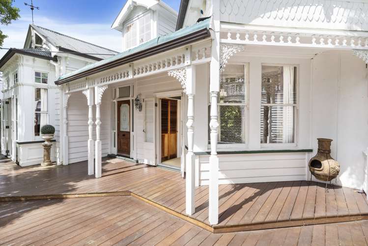 5 Queen Street Northcote Point_3