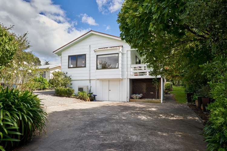 40 Domain Road Waipawa_17