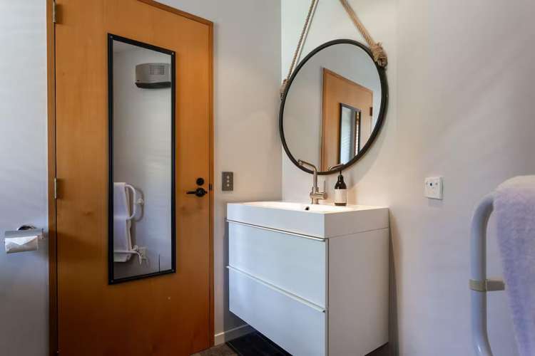 5 Stone Ridge Place Queenstown_18