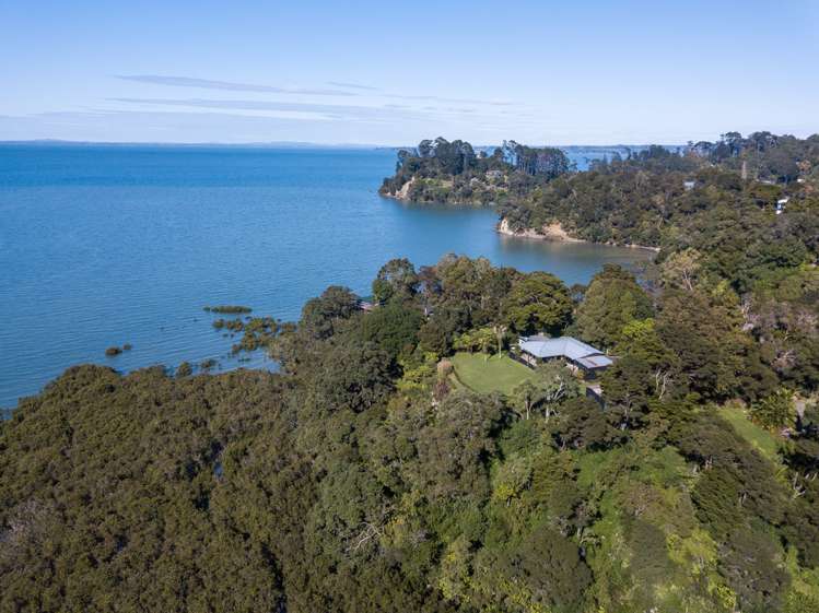 16 Dorothy Road Laingholm_1