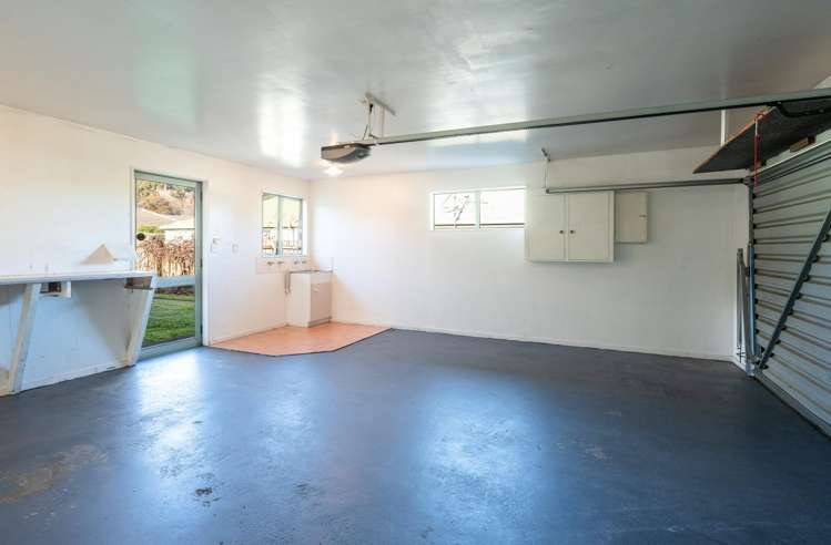 85 Kingsford Drive Stoke_18