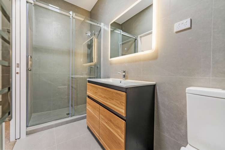 21 Puhikawa Street Massey_10