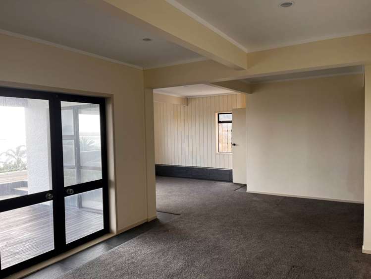 8 Durness Place Red Beach_12
