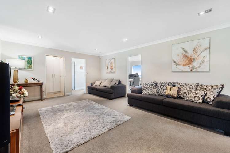 2 Armstrong Farm Drive East Tamaki Heights_12