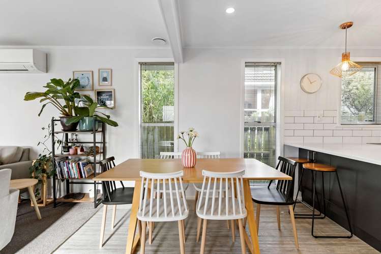 4 Hayman Place Beach Haven_10