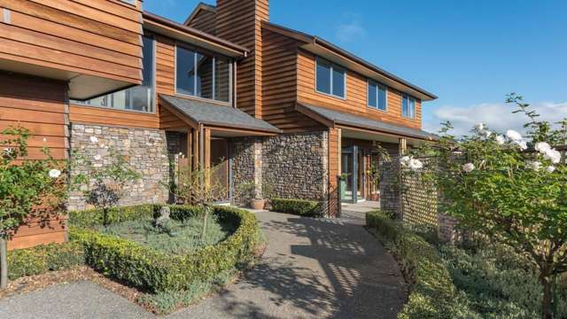 37 Holcombrooke Lane Welcome Bay_1