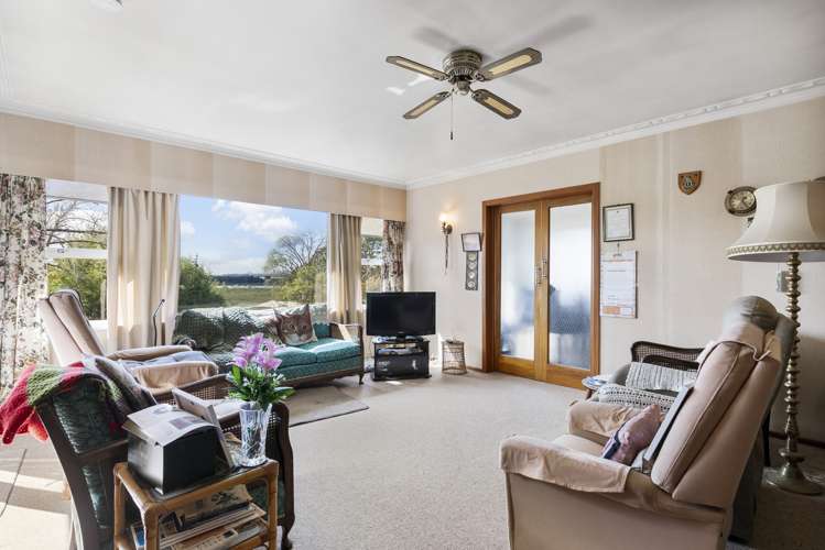 34 Lyndhurst Road Te Atatu South_9