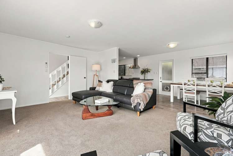 1/96 Alton Avenue Hillcrest_12
