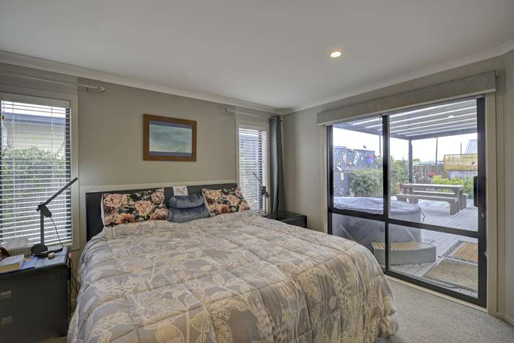 2 Devon Lane Carterton_7