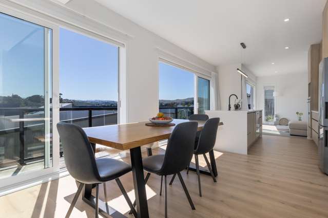 30 Hokioi Drive Porirua_1