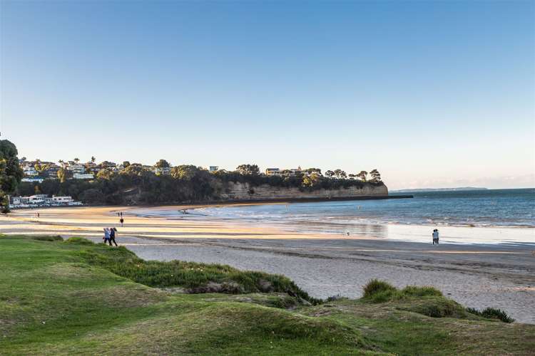 1/7 Newstead Avenue Browns Bay_11