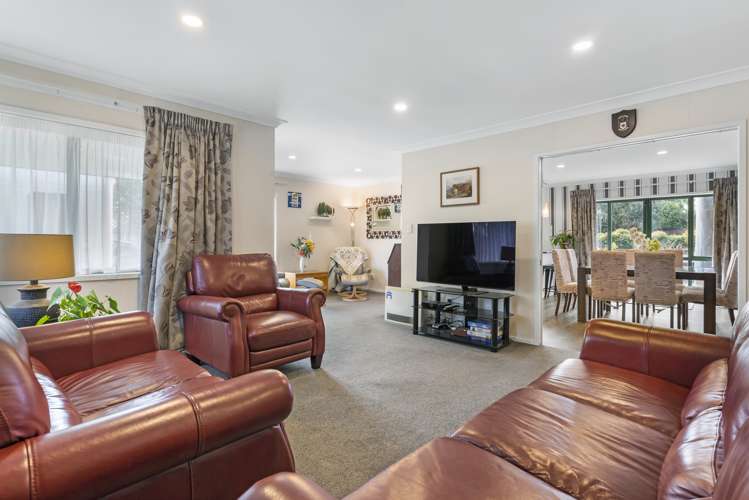 127 Longford Park Drive Takanini_15