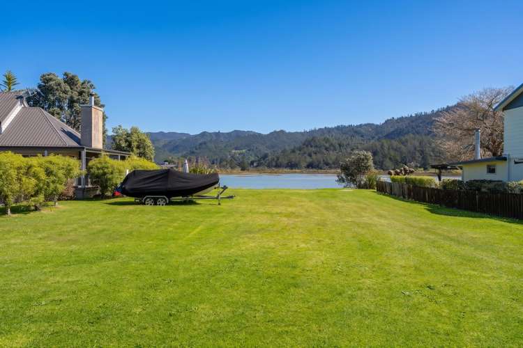 20 Marquet Place Tairua_10