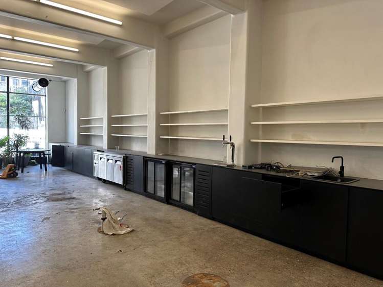 16 Anzac Avenue City Centre_3