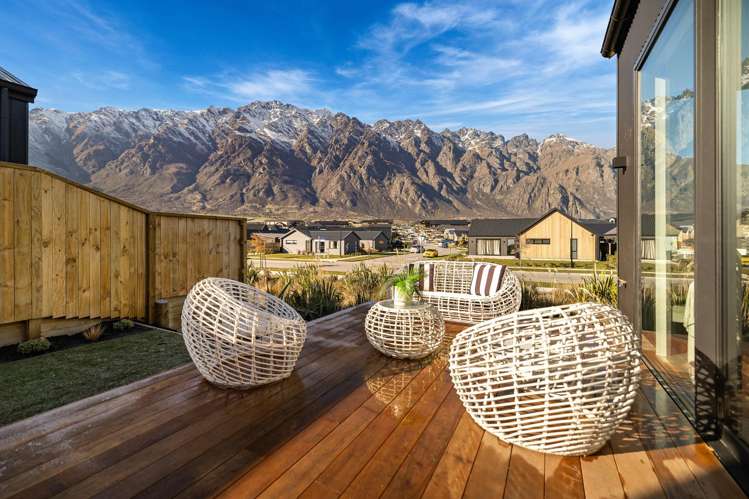 11 Grain Close Jacks Point_7