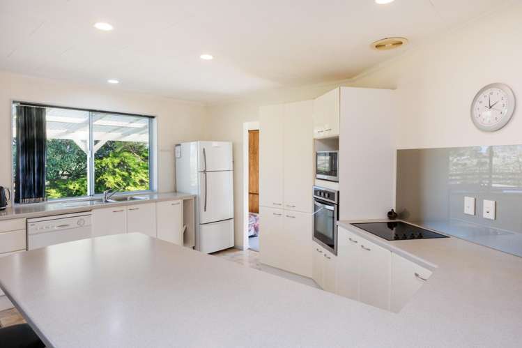 112 Avenue Road Foxton_13