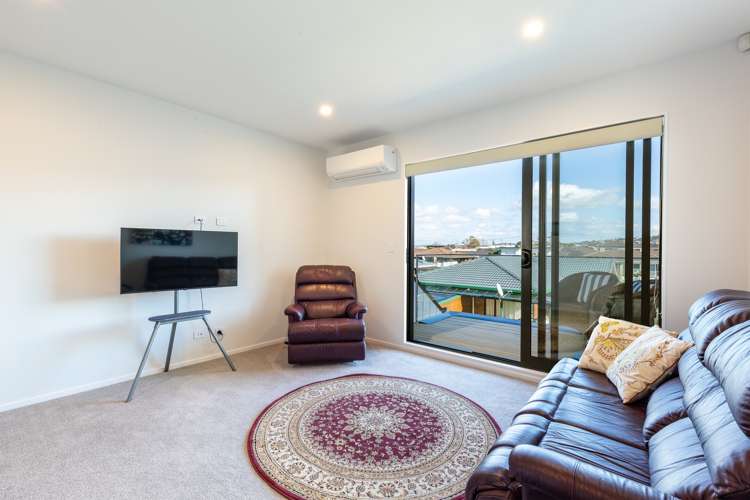 11 Ngaru Way Orewa_5