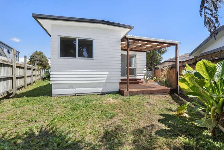 37a Doment Crescent Orewa_23