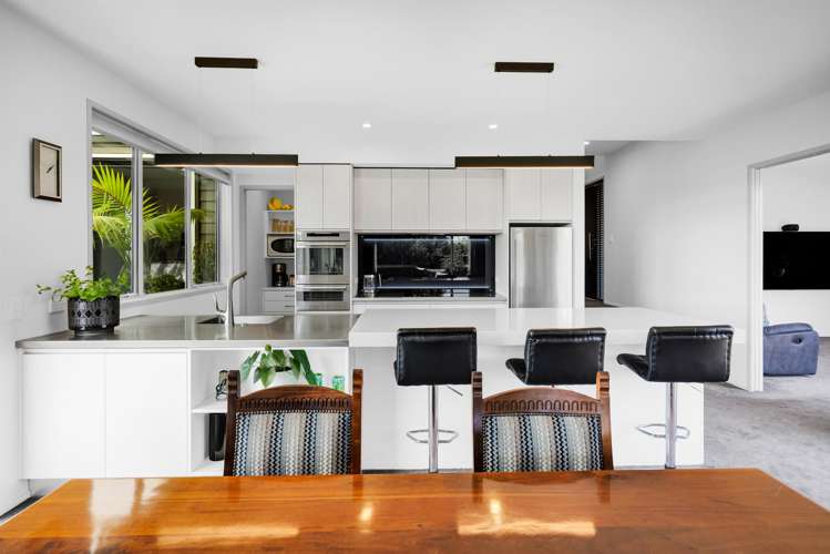 5D Vardon Way Waiwhakaiho_8