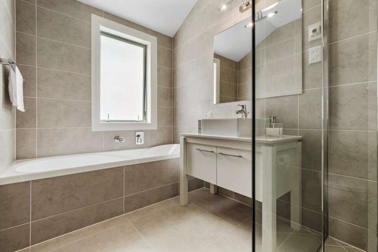 25 Panorama Heights Orewa_20