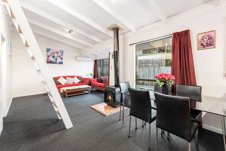 5a Watts Road Fernhill/Sunshine Bay_13