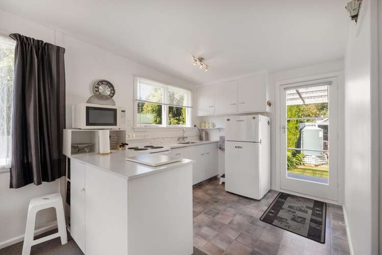 14 Caverhill Crescent Motunau_6