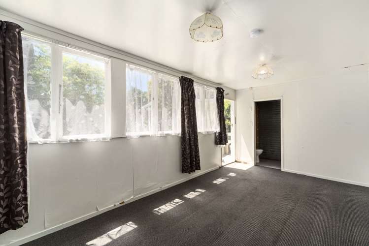 8 Waitahanui Avenue Taupo_8