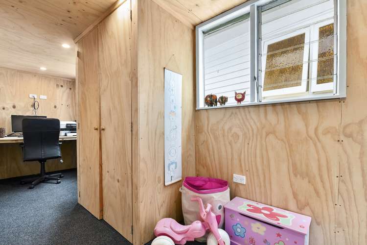 28 Ranch Avenue Beach Haven_16