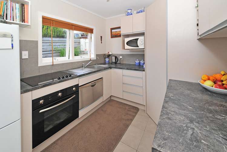 2/39 Clark Road Pahurehure_1